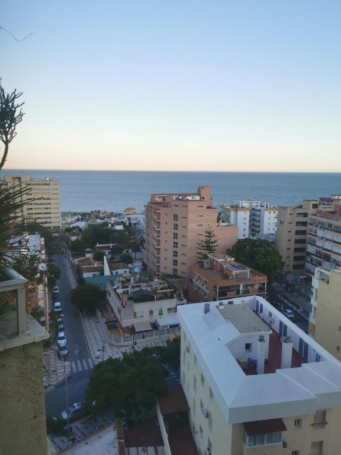 Blue Ocean Apartment Torremolinos Buitenkant foto